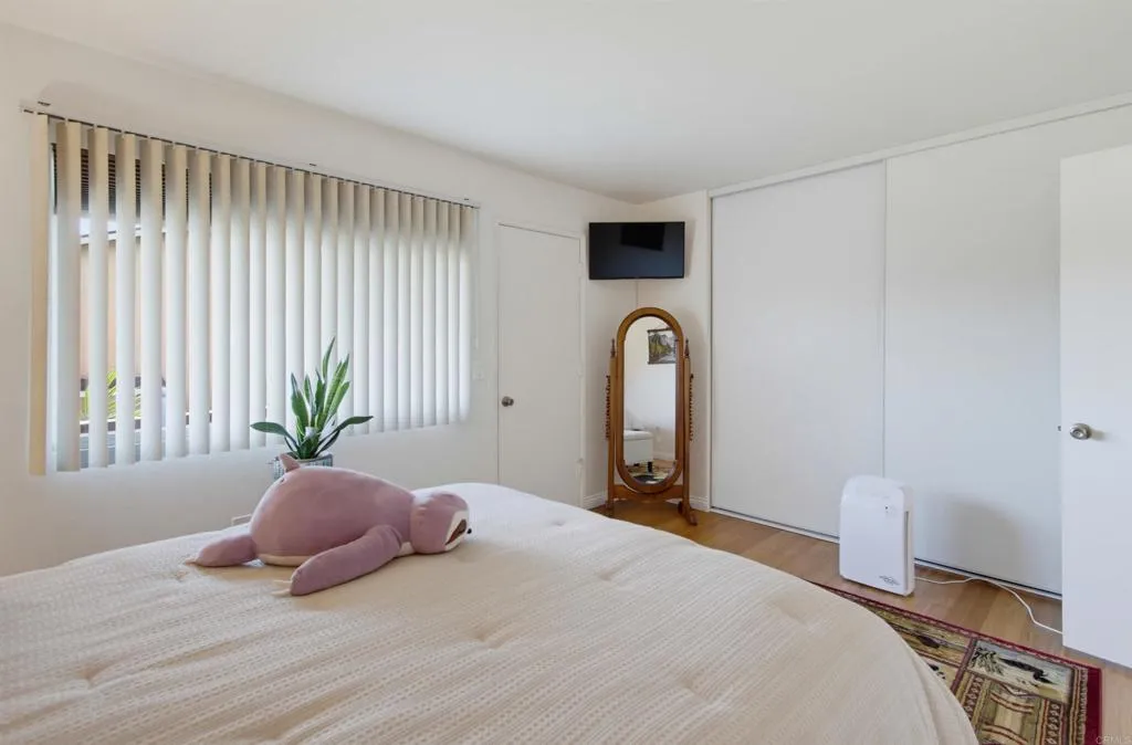 https://cdn.realtyfeed.com/cdn/127/306763251/205543bd576c5fea45d18ef84998d6e0.webp