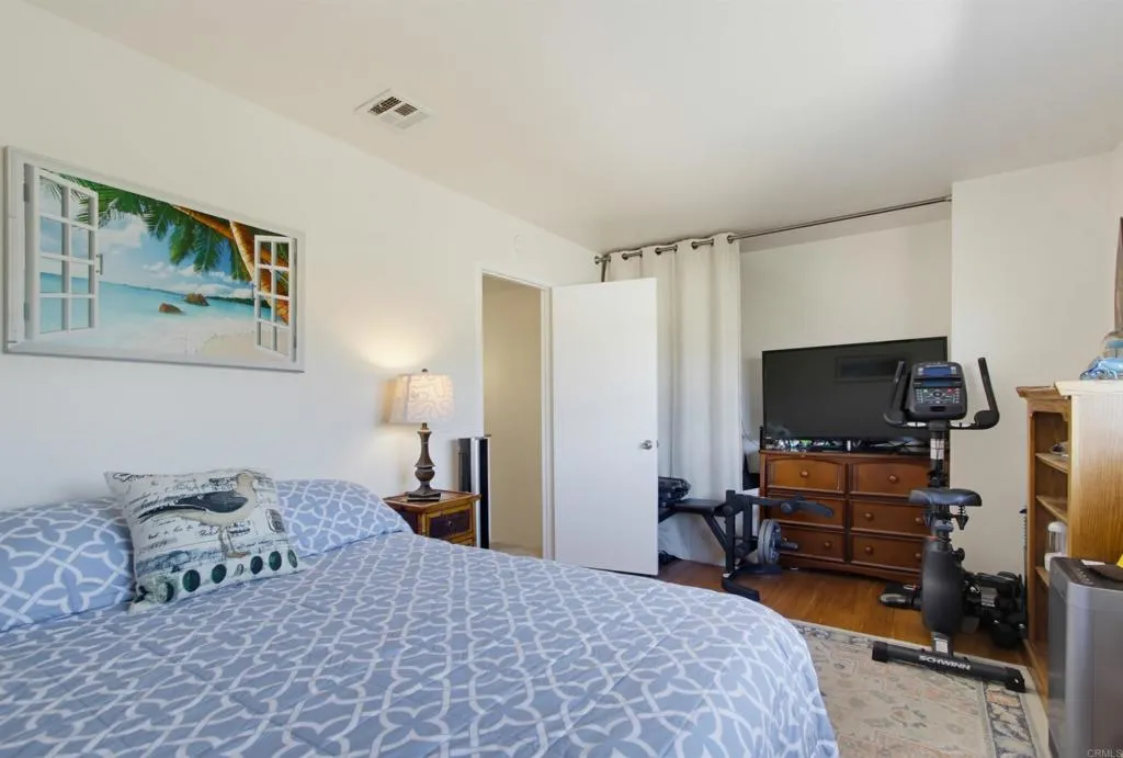 https://cdn.realtyfeed.com/cdn/127/306763251/2daea7dcb5b531f805a97f91c7d6c889.webp
