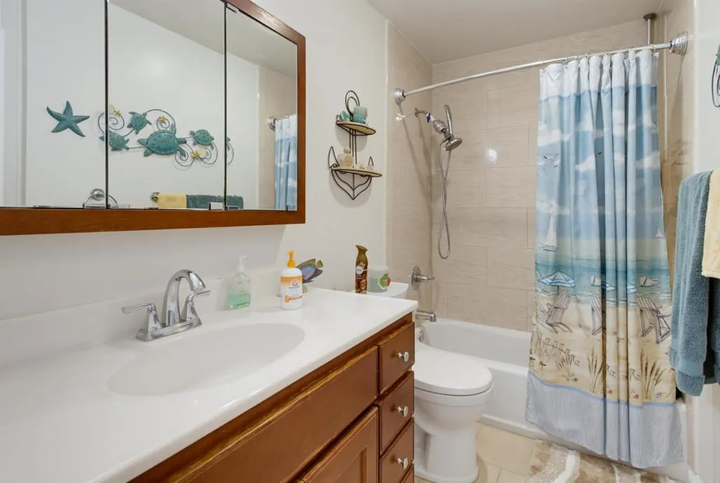 https://cdn.realtyfeed.com/cdn/127/306763251/9c51f5af4b1e5c591003844cffcbcec2.webp