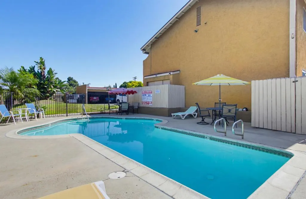 https://cdn.realtyfeed.com/cdn/127/306763251/d58fe0fa539abdc758023fe489609360.webp