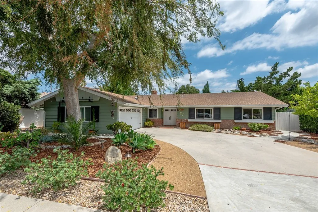 23313 Cohasset Street, West Hills, CA 91304 - Main photo, West Hills, CA
