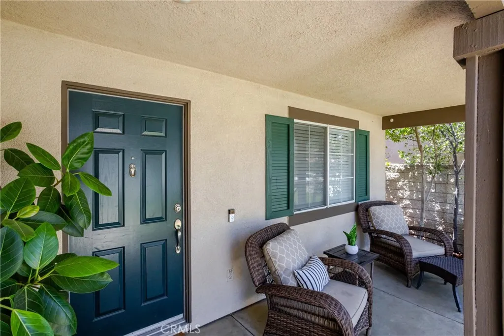 15559 Skylark Avenue, Fontana, CA 92336 - Photo 2 of 4, Fontana, CA