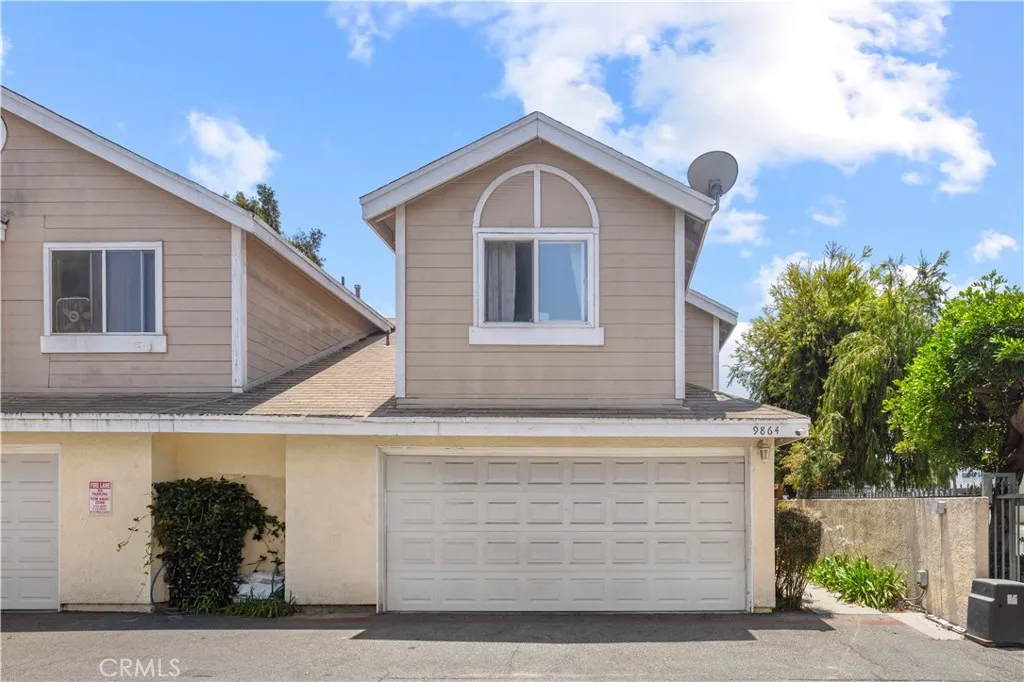 9864 California Avenue Unit 18, South Gate, CA 90280 - Main photo, South Gate, CA