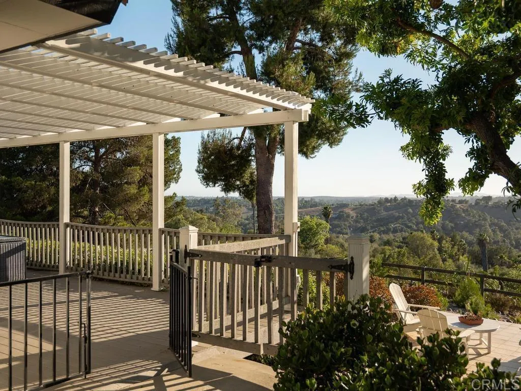 https://cdn.realtyfeed.com/cdn/127/306763265/1f35f22097ff808f0ec478c66ba8df15.webp