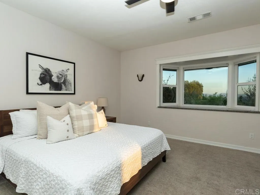https://cdn.realtyfeed.com/cdn/127/306763265/3cdcb2542f98de1c608cce24cd2c8649.webp