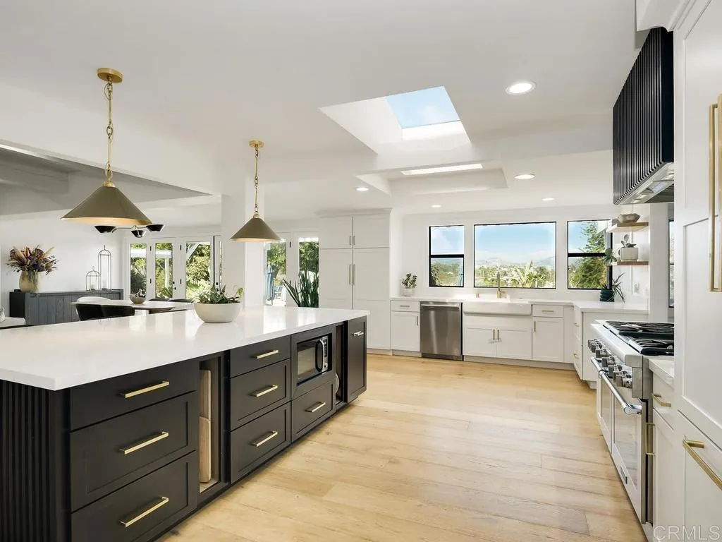 https://cdn.realtyfeed.com/cdn/127/306763265/b33127130ee11ed5a5ee7c64f53bc75b.webp