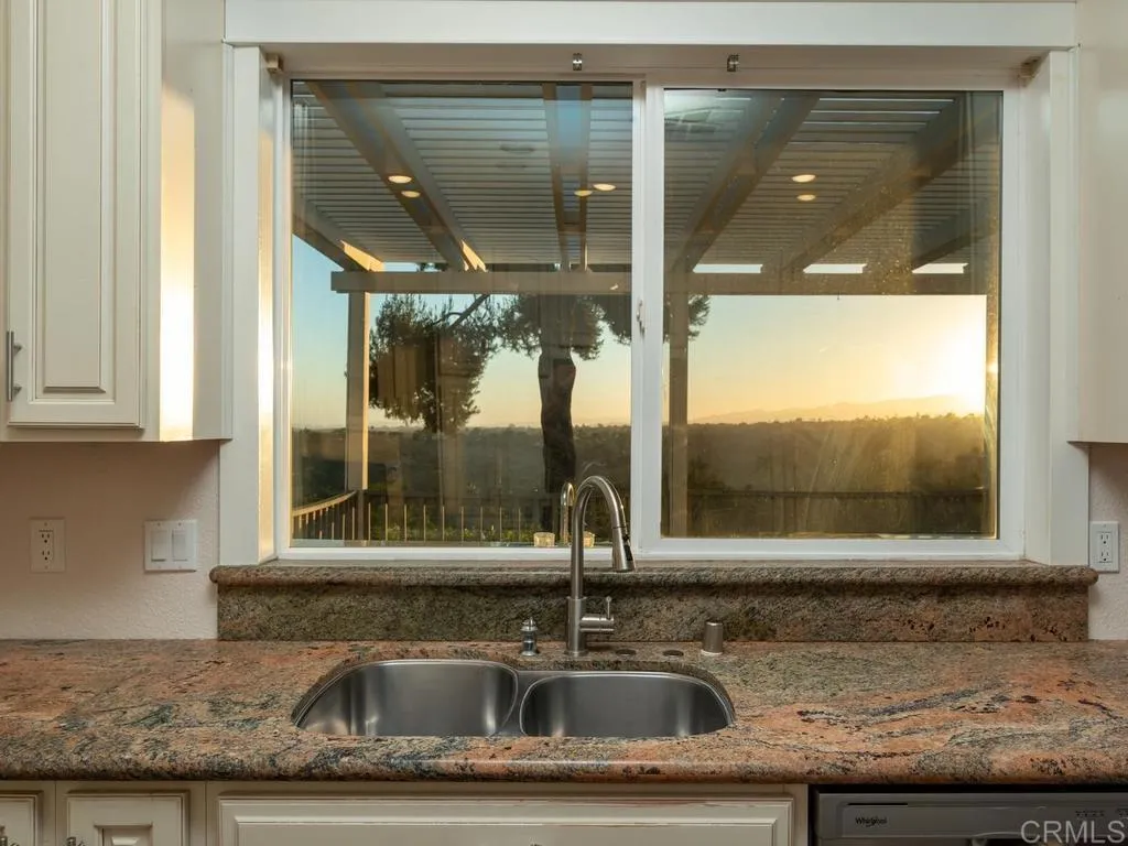 https://cdn.realtyfeed.com/cdn/127/306763265/b46673ae45d0b75bf49bdadcec02304d.webp