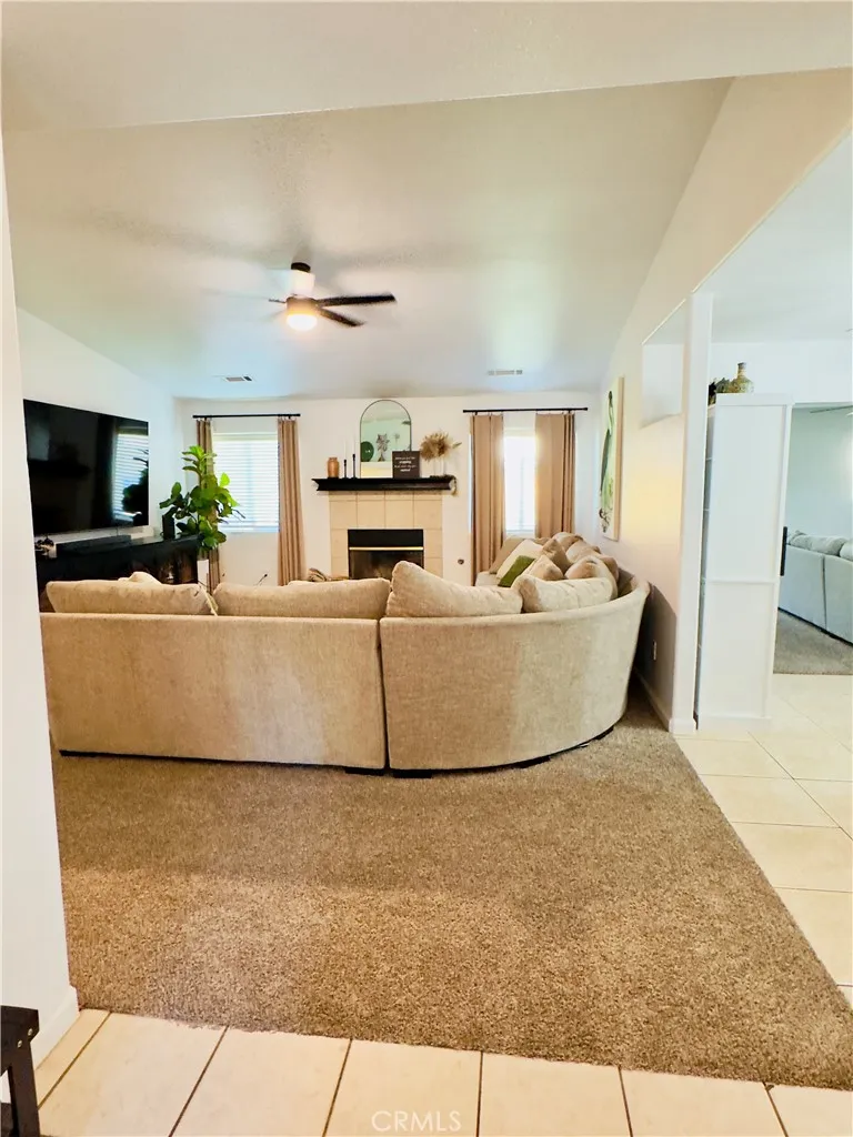 1009 S Elverta Street, Visalia, CA 93292 - Photo 5 of 59, Visalia, CA