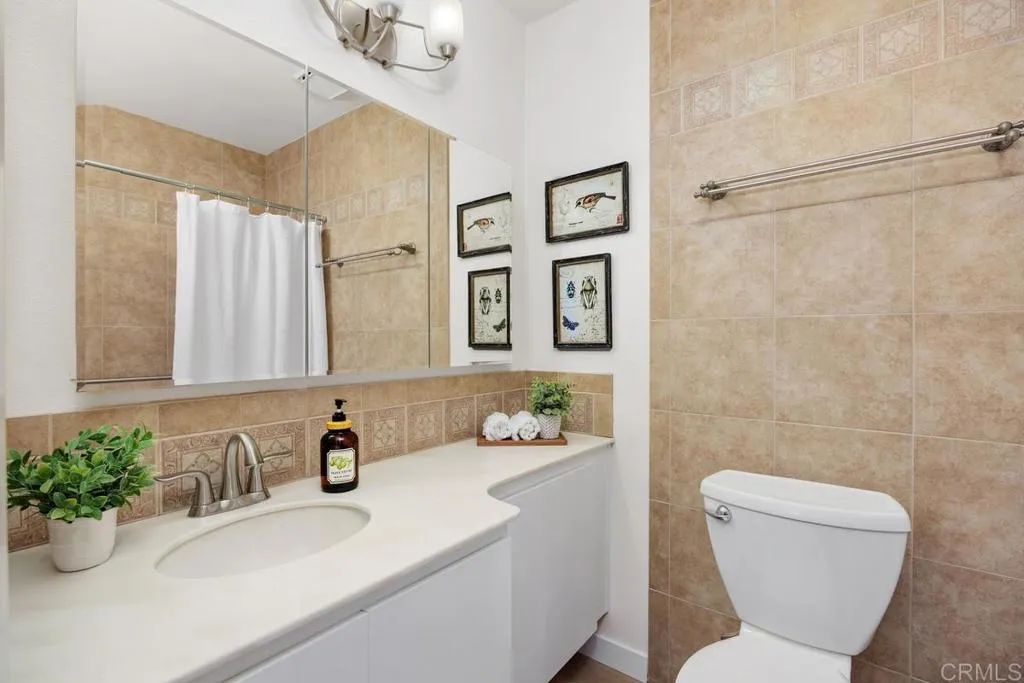 https://cdn.realtyfeed.com/cdn/127/306763280/765bd2cbc64f3173494853e387113329.webp