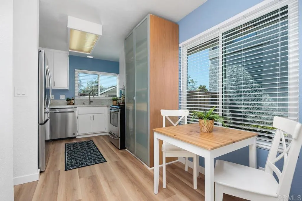https://cdn.realtyfeed.com/cdn/127/306763280/a8962083d1af8481709ebbd7ed741192.webp