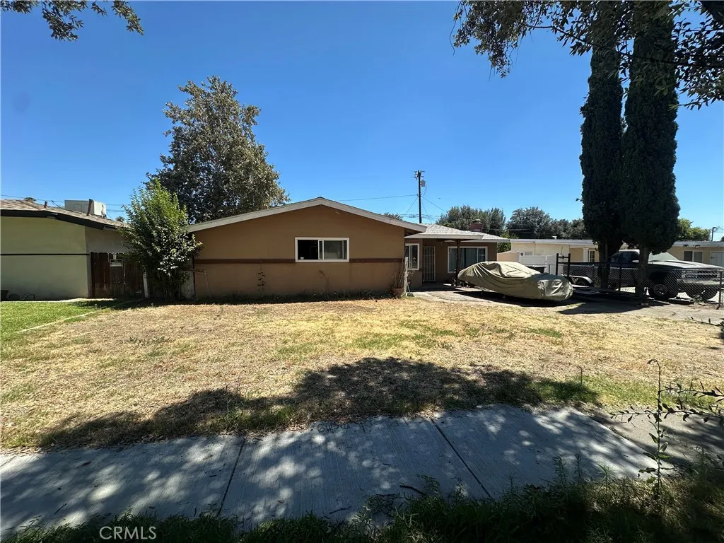 122 E Pioneer Avenue, Redlands, CA 92374 - Photo 3 of 3, Redlands, CA