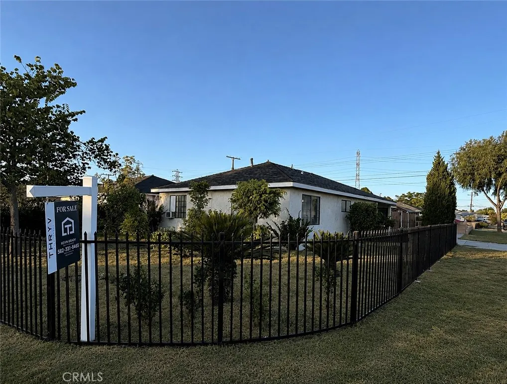 10305 Muroc, Bellflower, CA 90706 - Main photo, Bellflower, CA