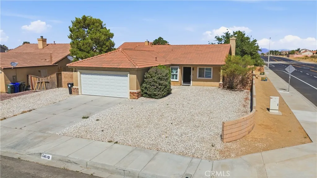 14513 Palm Street, Adelanto, CA 92301 - Photo 3 of 38, Adelanto, CA