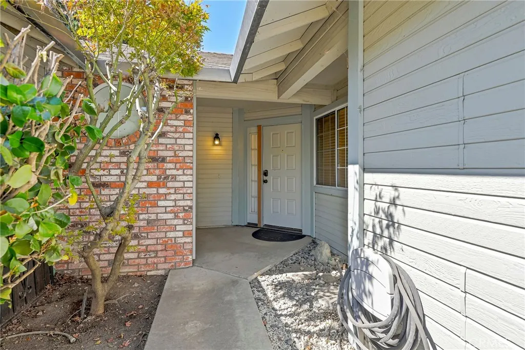 1248 Estrella Court, Merced, CA 95348 - Photo 3 of 32, Merced, CA