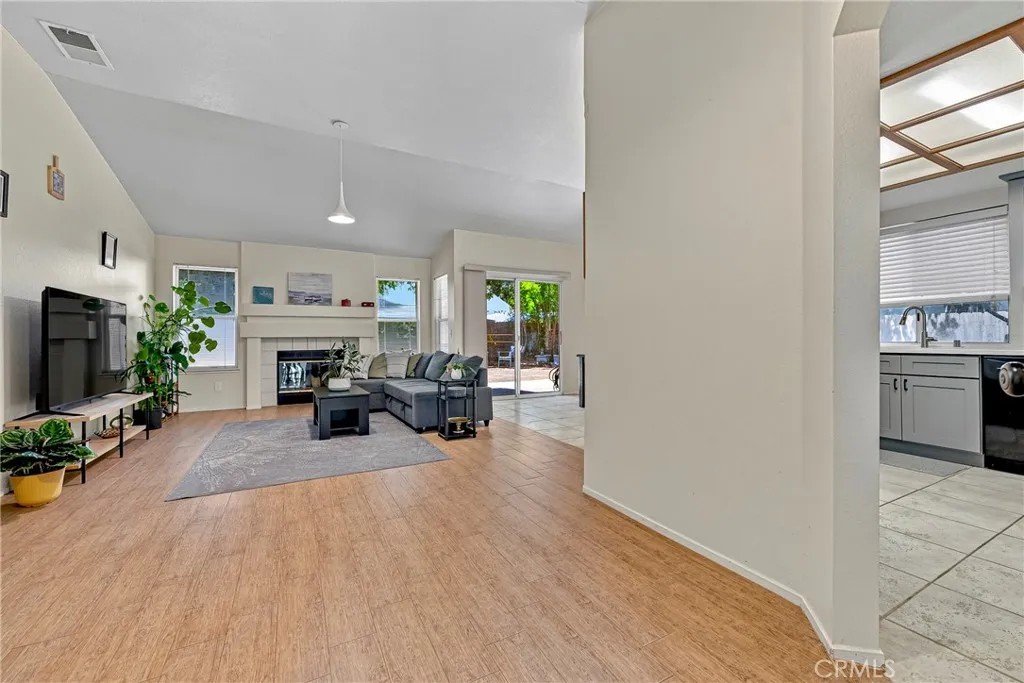 1248 Estrella Court, Merced, CA 95348 - Photo 4 of 32, Merced, CA