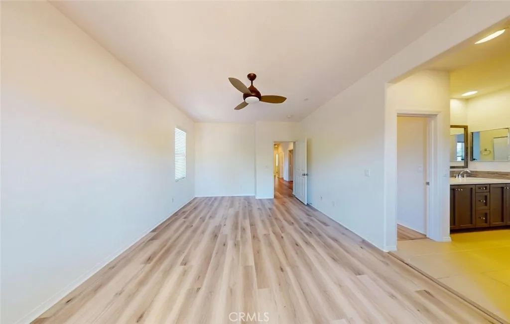 https://cdn.realtyfeed.com/cdn/127/306763310/160047657240b143dc84f718309945ec.webp