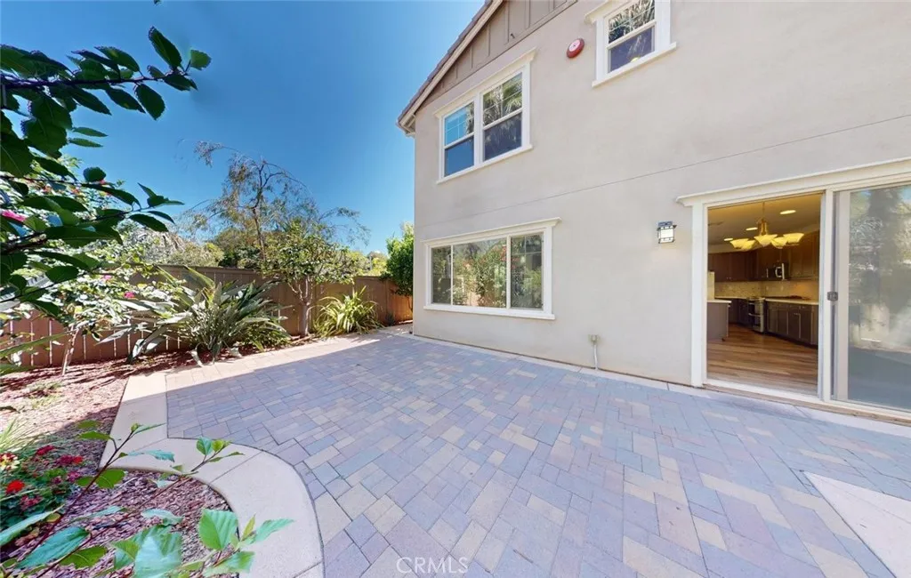 https://cdn.realtyfeed.com/cdn/127/306763310/949db37cede694a634d585411a94268c.webp