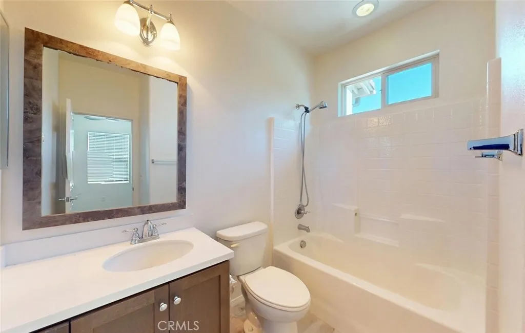 https://cdn.realtyfeed.com/cdn/127/306763310/c1e4492dd4de85be6bdf0e5f49a9182a.webp