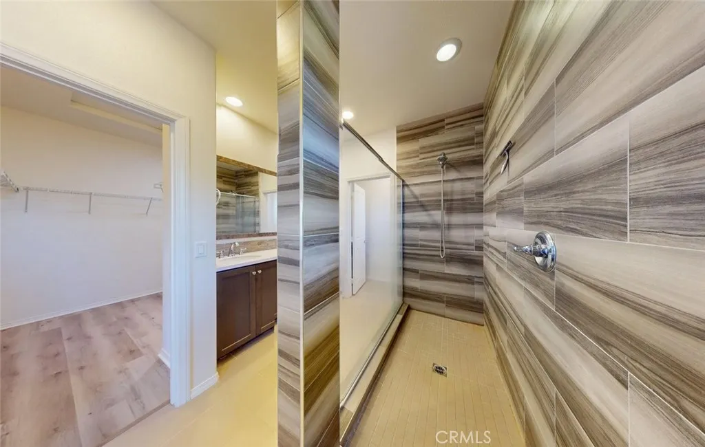 https://cdn.realtyfeed.com/cdn/127/306763310/ce12b1d22b0a0a47eba5f0cced2e374e.webp