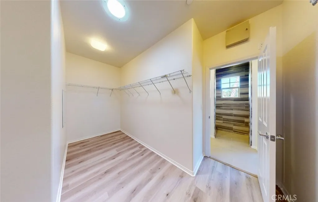 https://cdn.realtyfeed.com/cdn/127/306763310/d364a14df82816421476b096af9b82ad.webp