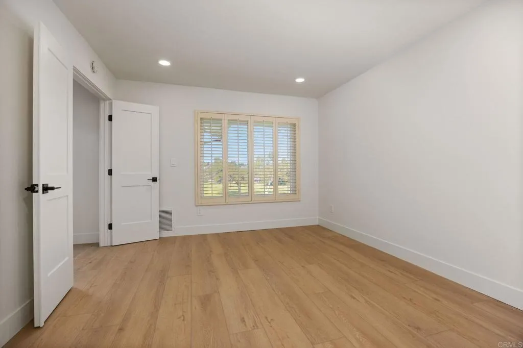 https://cdn.realtyfeed.com/cdn/127/306763364/1fb0b8c87dd253d404a27fd77cc00ee3.webp