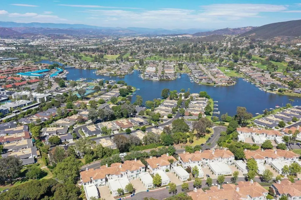 https://cdn.realtyfeed.com/cdn/127/306763364/5e20481a1aecbb90c38c718b9ef500eb.webp