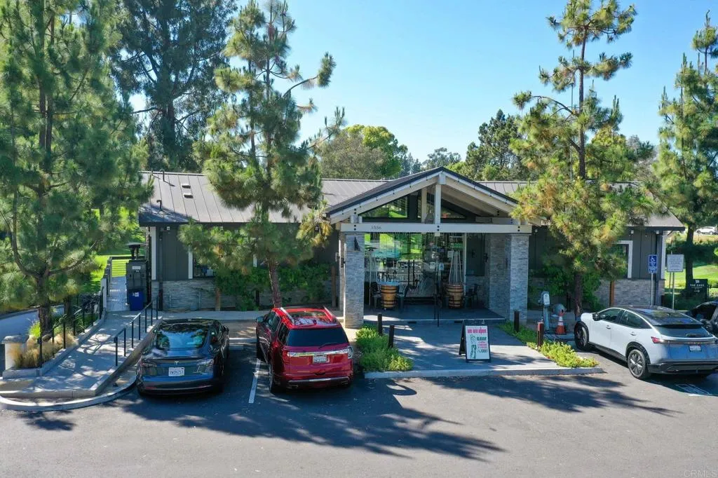 https://cdn.realtyfeed.com/cdn/127/306763364/98da481ef129f526e9dc26fd60192a74.webp