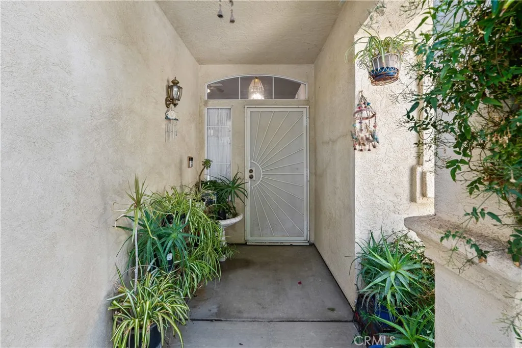 766 Willmott Avenue, Los Banos, CA 93635 - Photo 4 of 44, Los Banos, CA