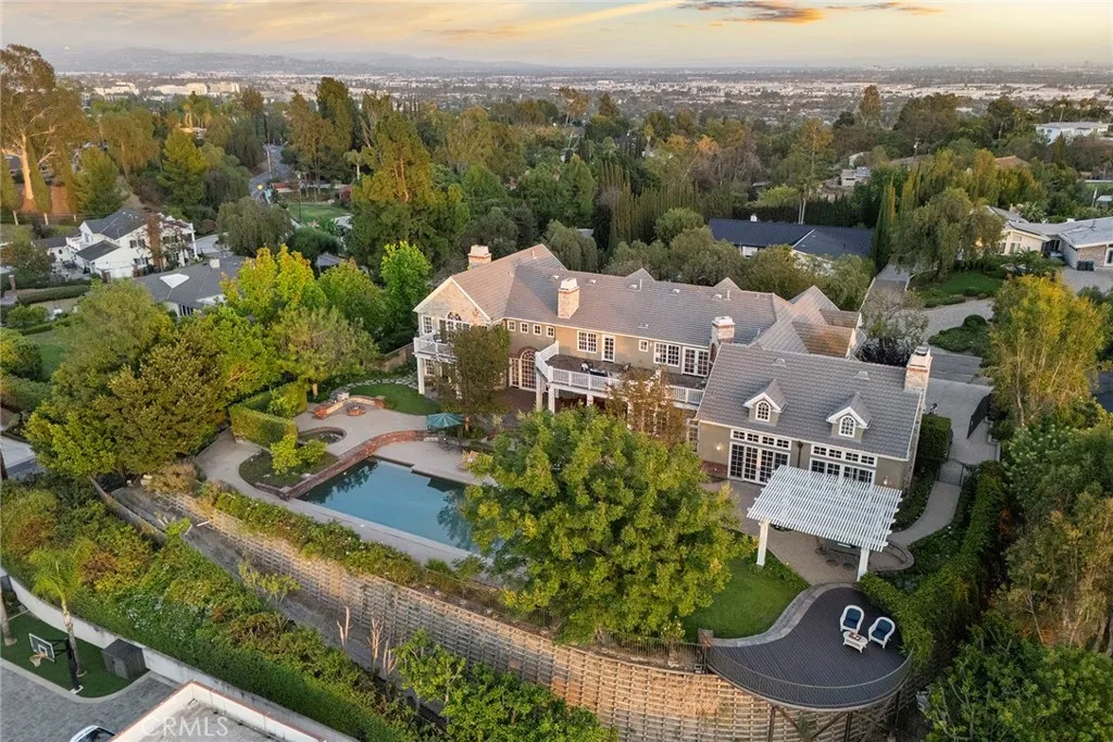 2061 Skyline Drive, Fullerton, CA 92831 - Main photo, Fullerton, CA