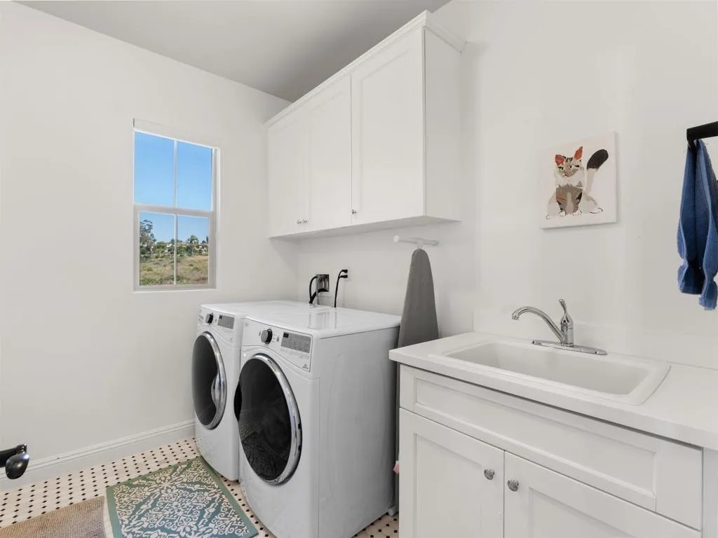 https://cdn.realtyfeed.com/cdn/127/306763386/0af3cff985de130b92ec674284be148e.webp