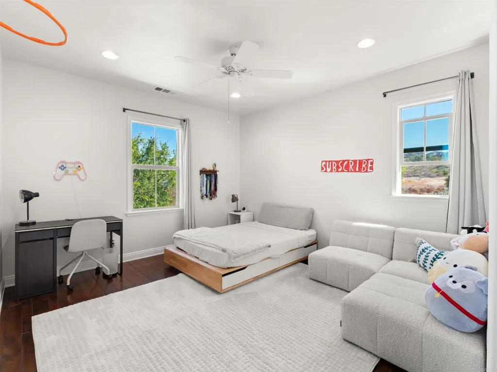 https://cdn.realtyfeed.com/cdn/127/306763386/6e72b780020fa15b71179ac61c6f9a43.webp