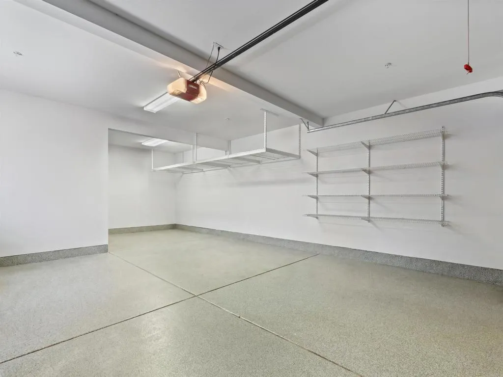 https://cdn.realtyfeed.com/cdn/127/306763386/baeac12ad63074227bd3ee389c1984ac.webp