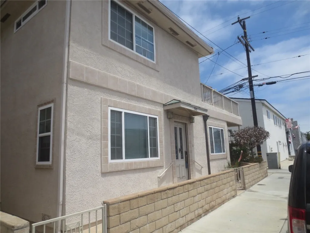 3510 Lake, Newport Beach, CA 92663 - Main photo, Newport Beach, CA