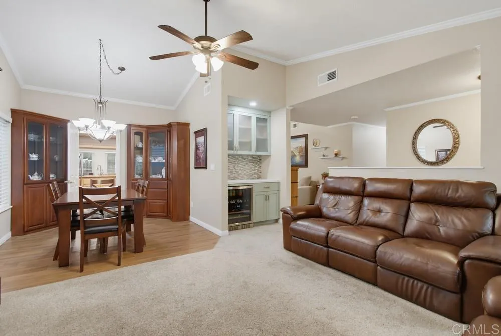 https://cdn.realtyfeed.com/cdn/127/306763454/8925a95da5f1b42ddd062e458e26076f.webp
