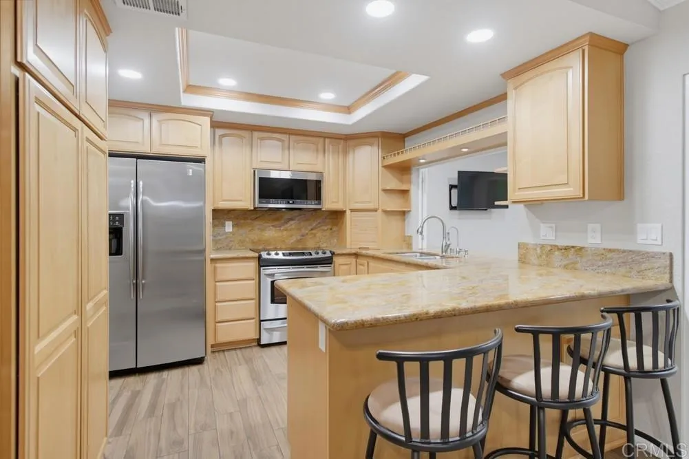 https://cdn.realtyfeed.com/cdn/127/306763454/d1c101aa39210af45de566a7316684a6.webp