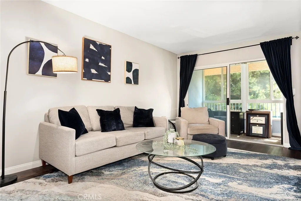 18307 Burbank Blvd Unit 92, Tarzana, CA 91356 - Main photo, Tarzana, CA