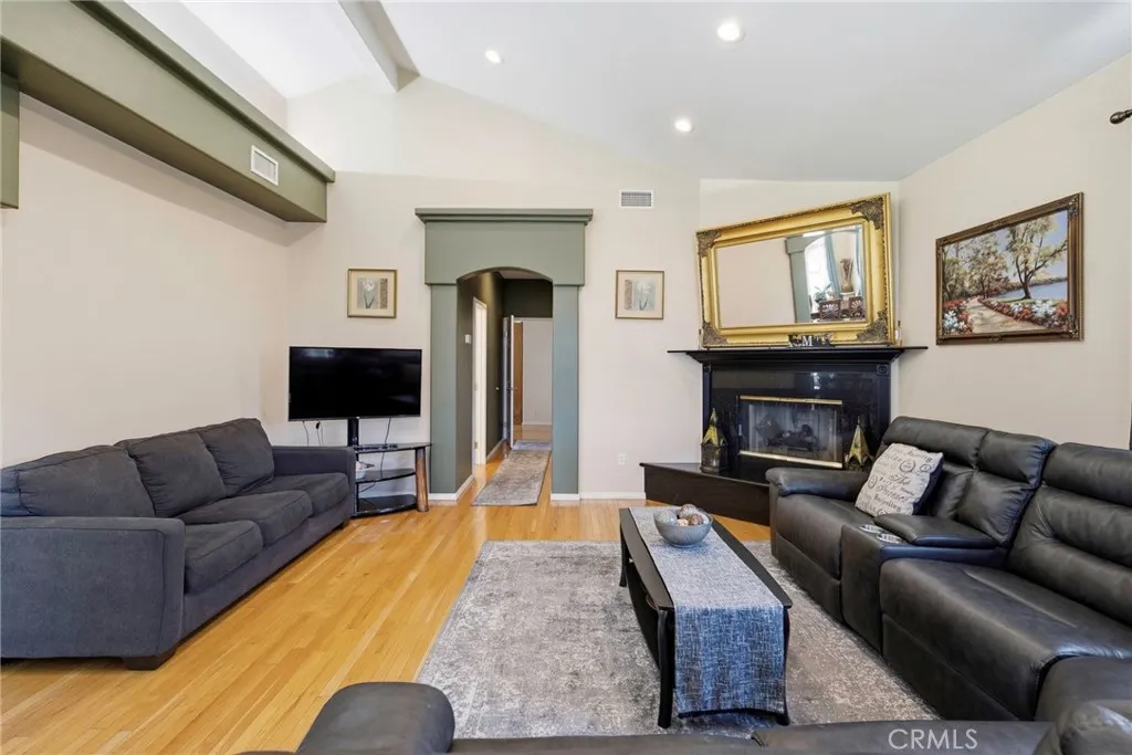 2525 W Olive Avenue, Fullerton, CA 92833 - Photo 5 of 43, Fullerton, CA