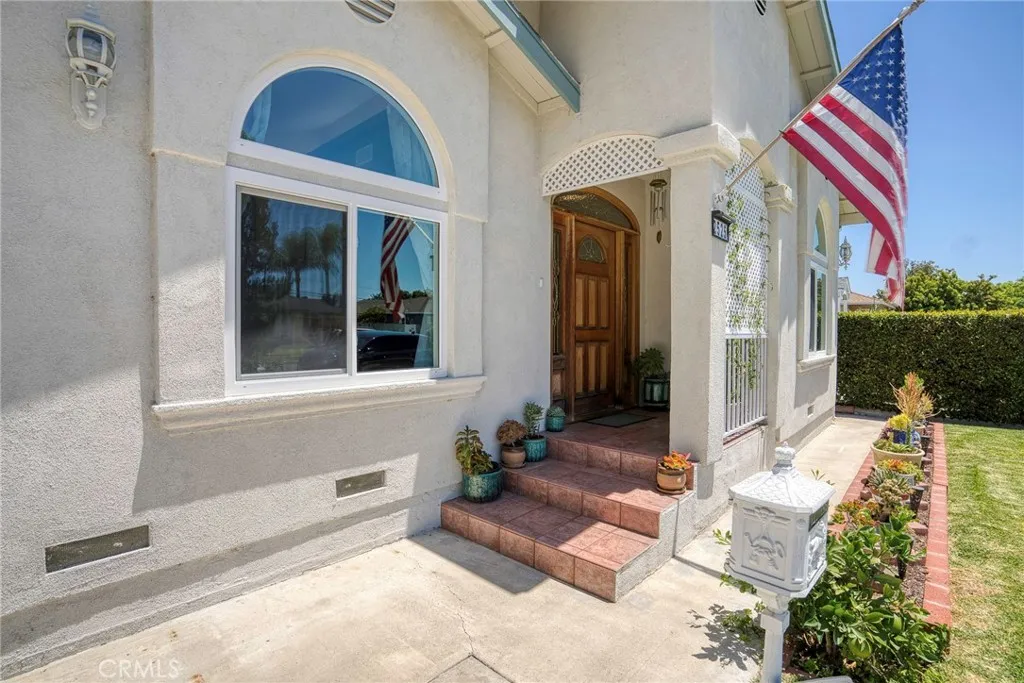 2525 W Olive Avenue, Fullerton, CA 92833 - Photo 4 of 43, Fullerton, CA