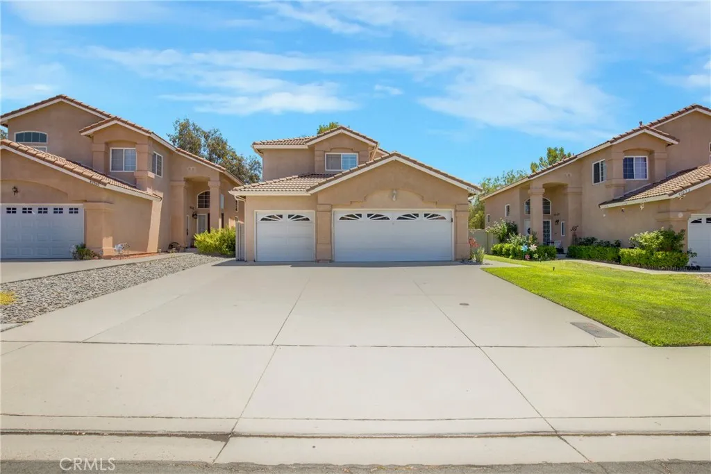 40846 Mountain Pride Drive, Murrieta, CA 92562 - Photo 3 of 51, Murrieta, CA