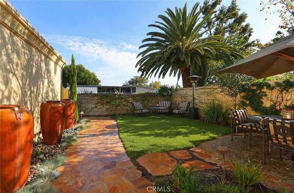 486 Locust Street, Laguna Beach, CA 92651 - Photo 3 of 25, Laguna Beach, CA