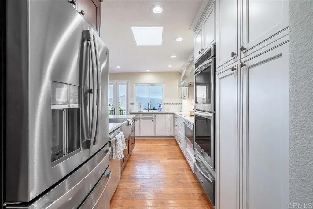https://cdn.realtyfeed.com/cdn/127/306763500/2ee04ce568e8b22ad34fc926c8ad932a.webp