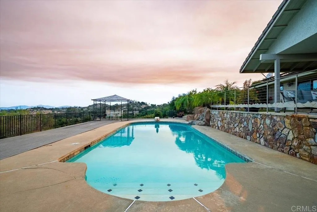 https://cdn.realtyfeed.com/cdn/127/306763500/86269d0e8afe229a147e81bb2e9fe637.webp