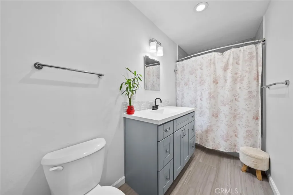 https://cdn.realtyfeed.com/cdn/127/306763507/ebe37a5e5387c90a46ab56f544dd92c4.webp