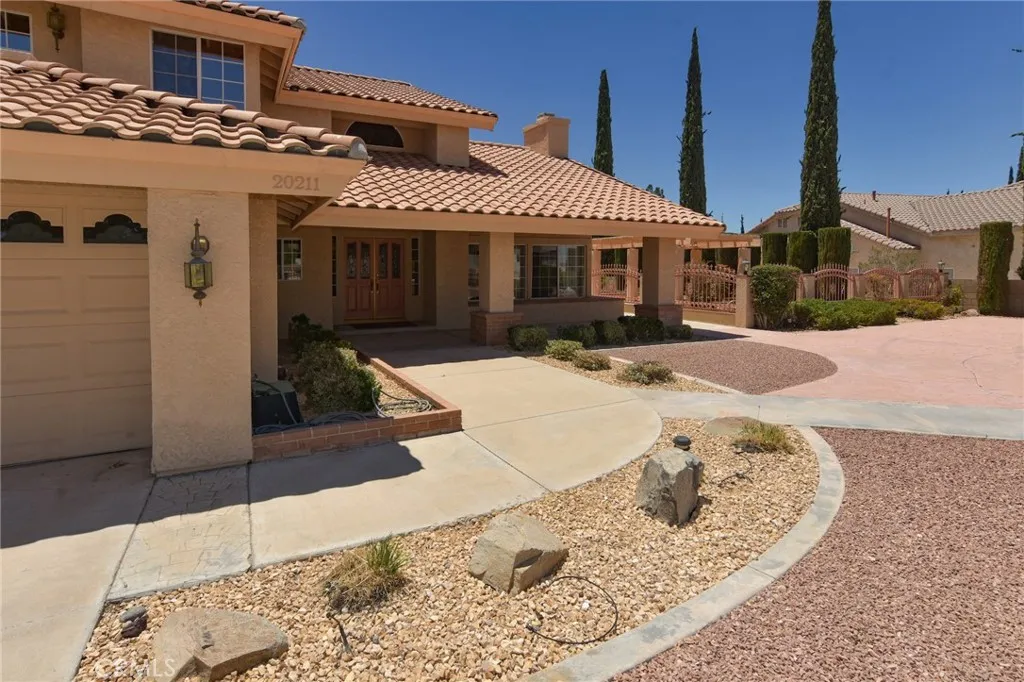 20211 Wadena Road, Apple Valley, CA 92308 - Photo 3 of 51, Apple Valley, CA