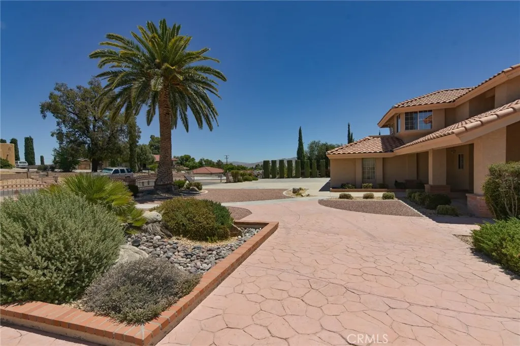 20211 Wadena Road, Apple Valley, CA 92308 - Photo 4 of 51, Apple Valley, CA