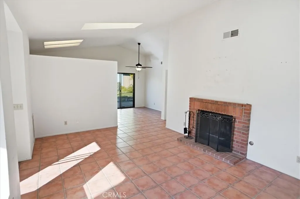2350 Hopi, Ventura, CA 93001 - Photo 3 of 18, Ventura, CA