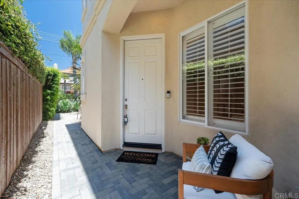 https://cdn.realtyfeed.com/cdn/127/306763526/2f7eed64f0465f79f13acdd321a1559e.webp