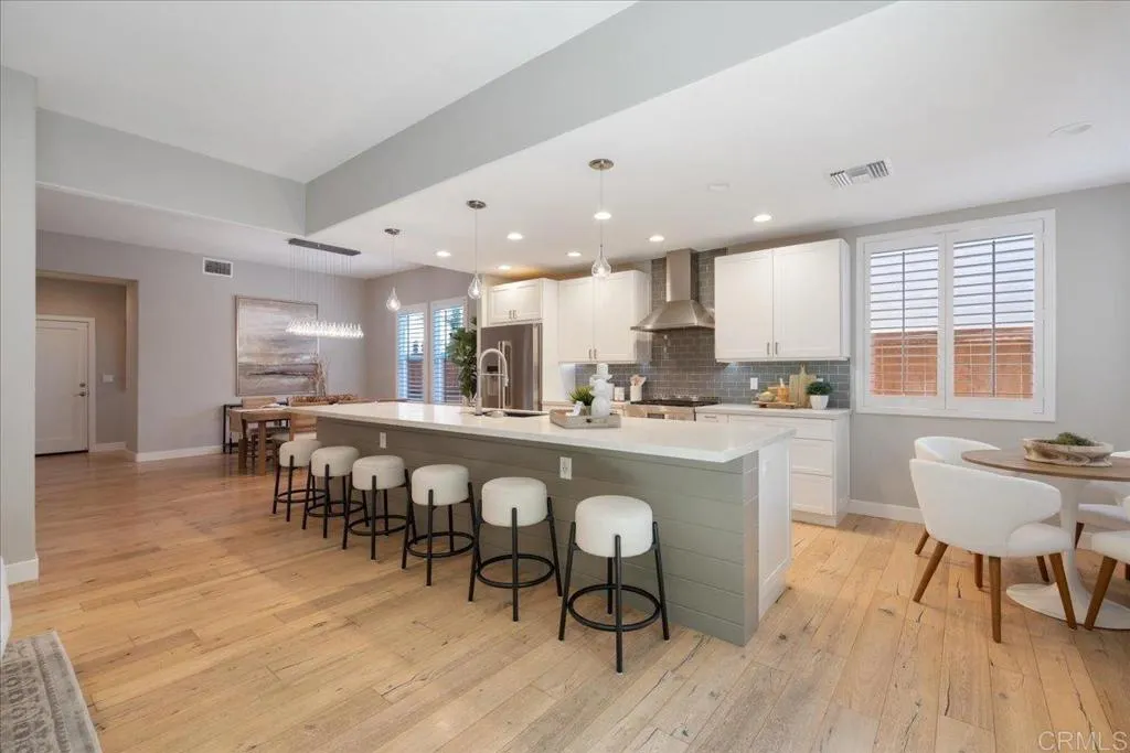 https://cdn.realtyfeed.com/cdn/127/306763526/a5f02aaf7c2ff8ab5a9bff6b96dd0552.webp