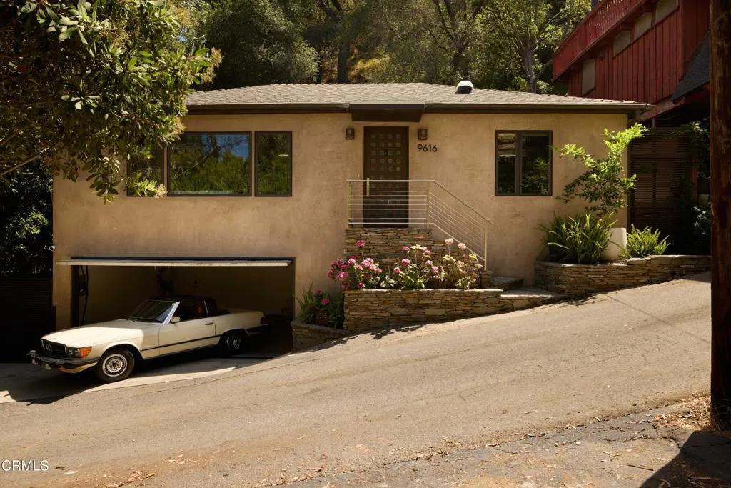 9616 Highland Gorge Drive, Beverly Hills, CA 90210 - Photo 2 of 31, Beverly Hills, CA