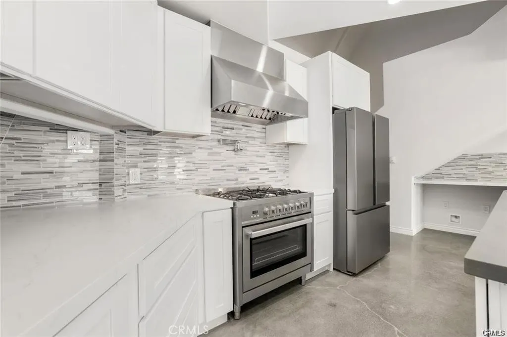 2411 N Topanga Canyon Boulevard, Topanga, CA 90290 - Photo 4 of 21, Topanga, CA